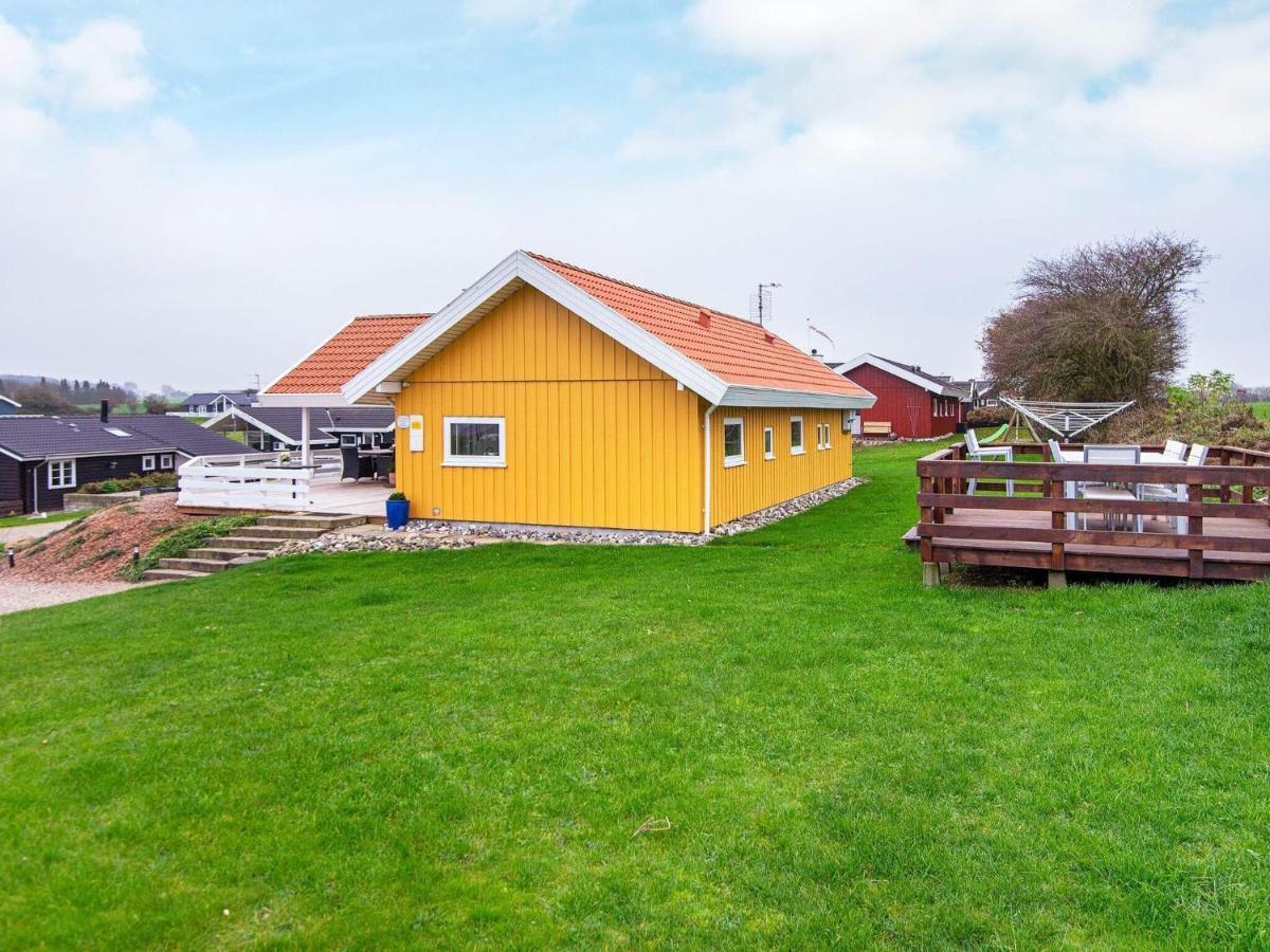 8 Person Holiday Home In Nordborg Værelse billede