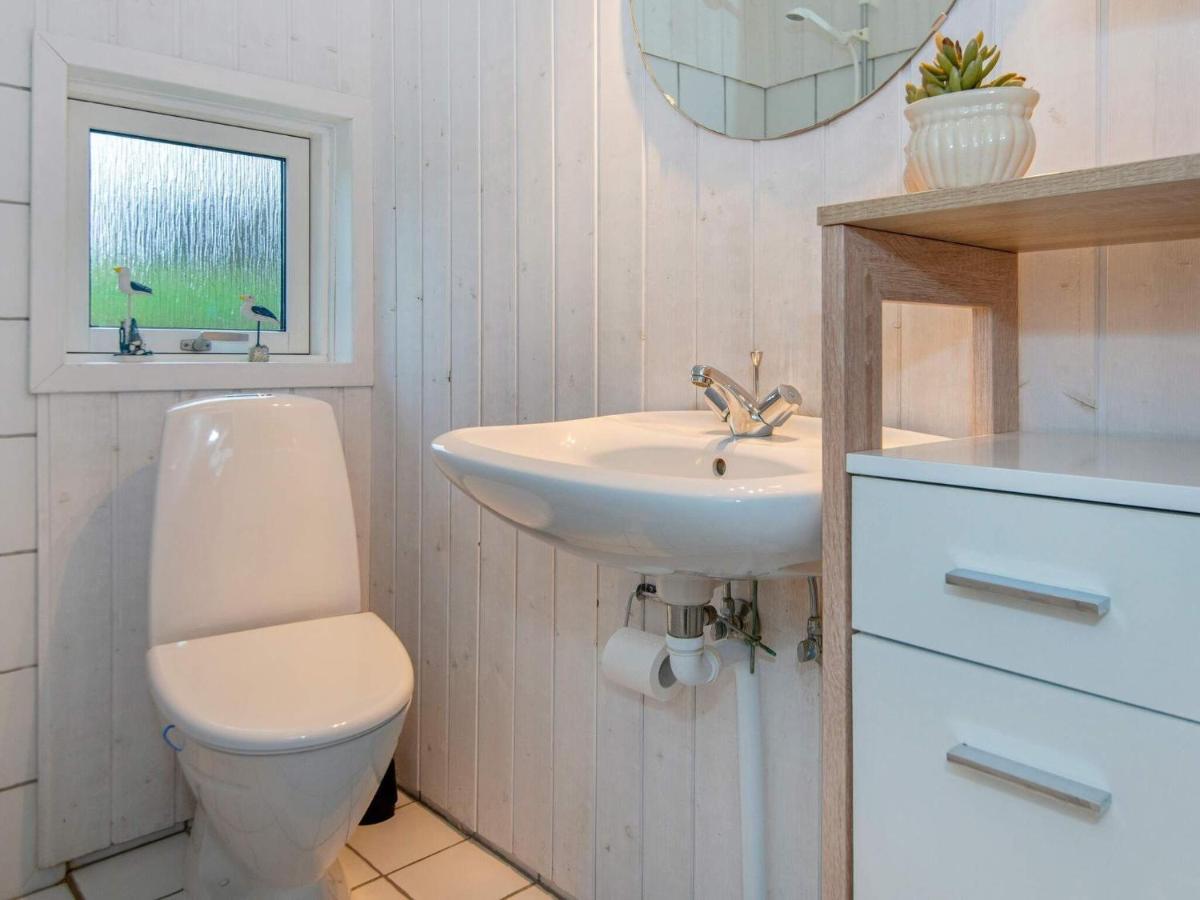 8 Person Holiday Home In Nordborg Eksteriør billede