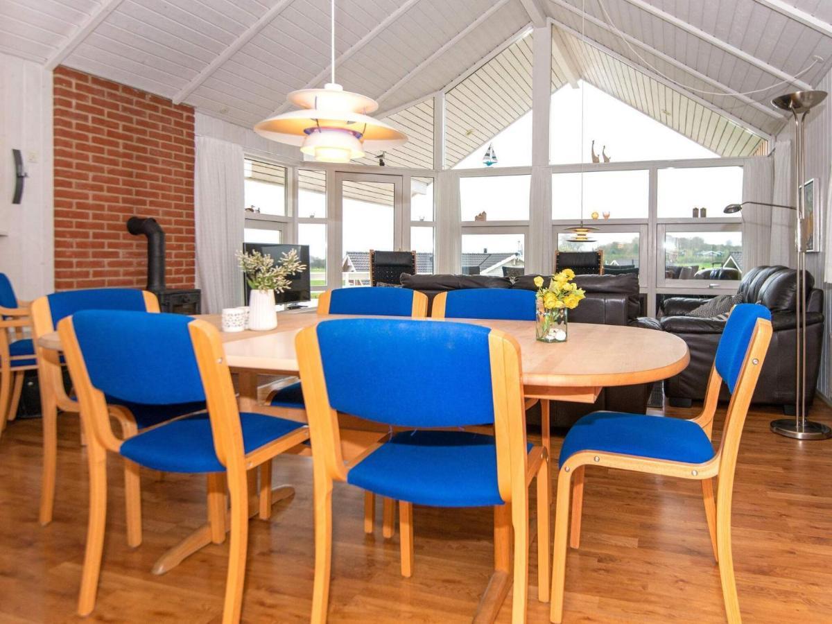 8 Person Holiday Home In Nordborg Eksteriør billede