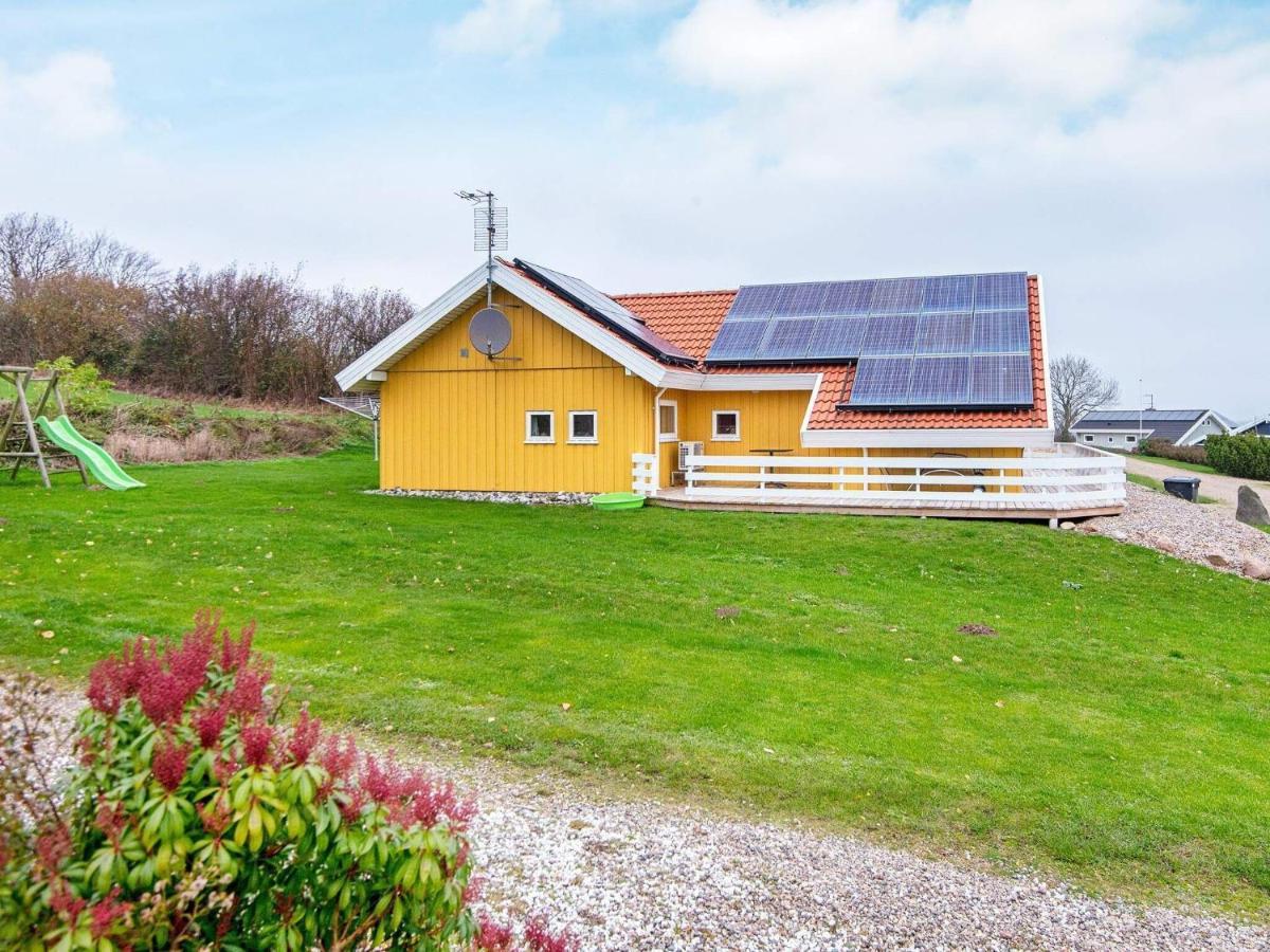 8 Person Holiday Home In Nordborg Værelse billede