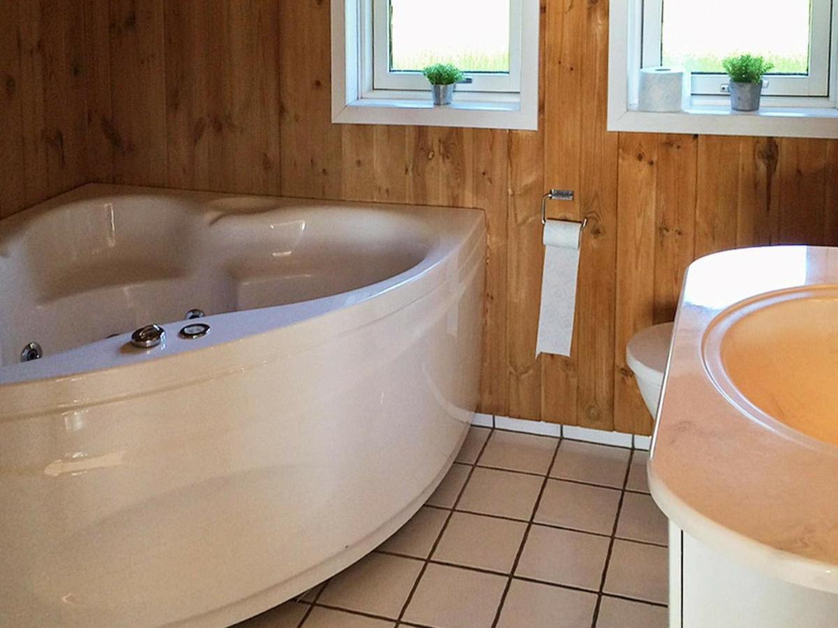 8 Person Holiday Home In Nordborg Eksteriør billede